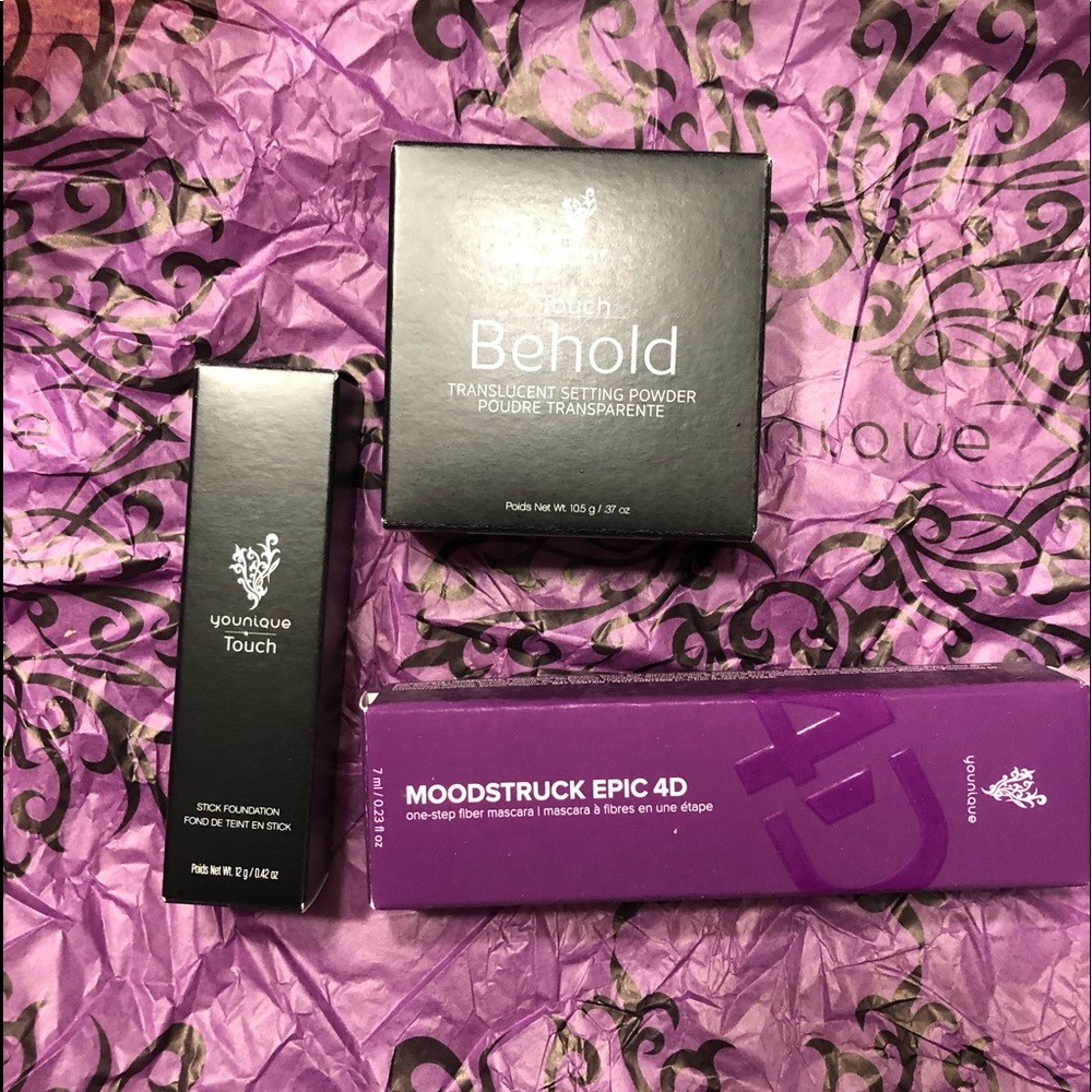 Younique bundle